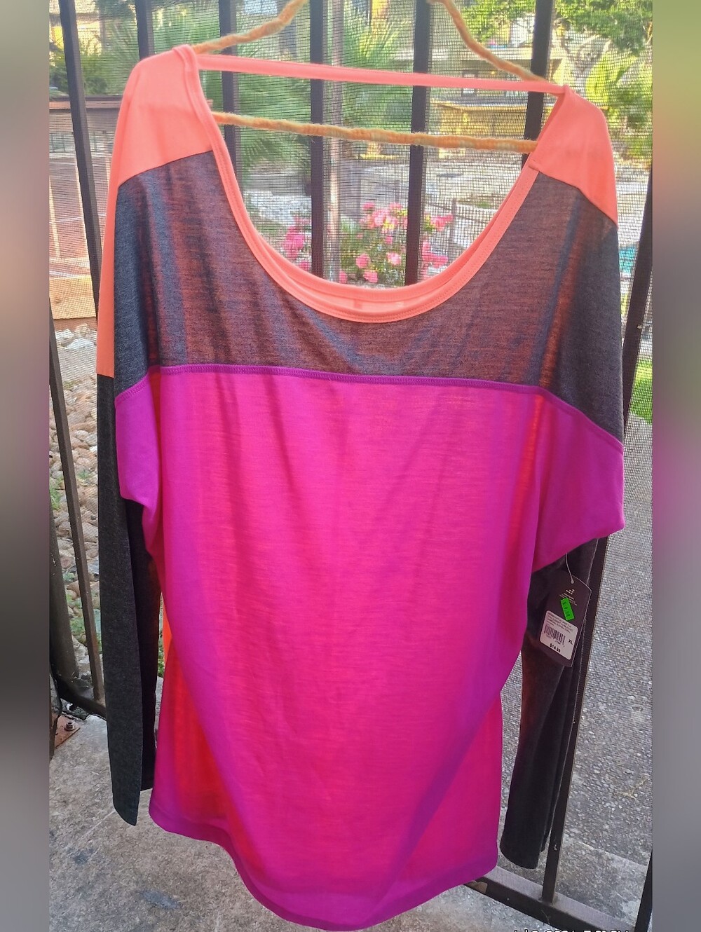 bcg Activewear Colorblock Long-Sleeve Tee in Hot Pink, Coral and Charcoal XL NWT